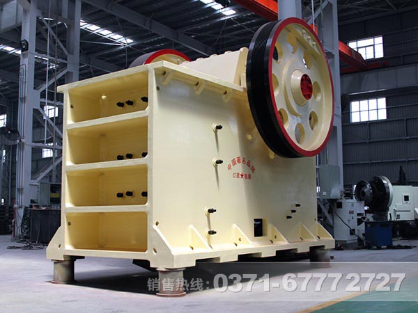 鋁礦石顎式破碎機設備優勢