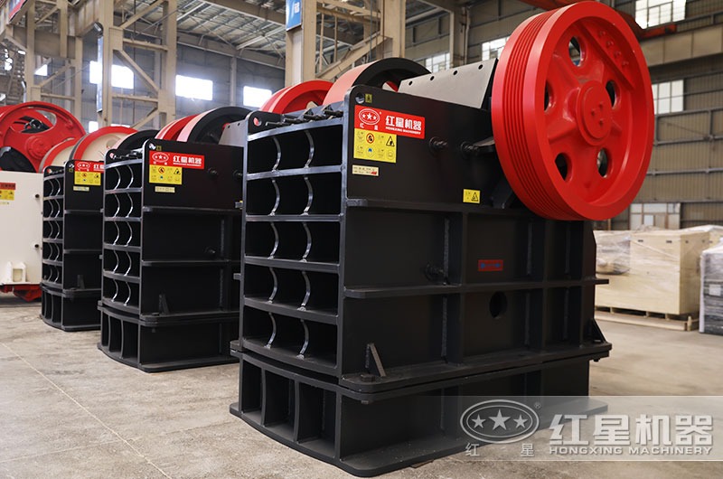 硅礦石破碎機圖片