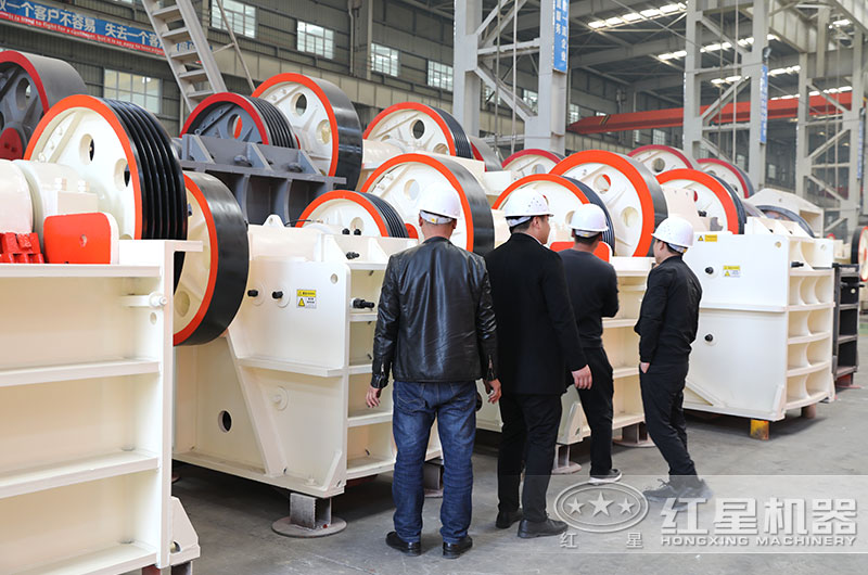 客戶到車間考察設(shè)備