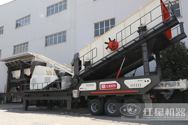 移動錘式粉碎機圖片