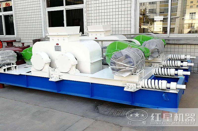 每小時200噸對輥制砂機多少錢一臺？附型號和技術參數