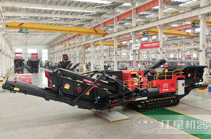 履帶式移動破碎車圖片，制造車間