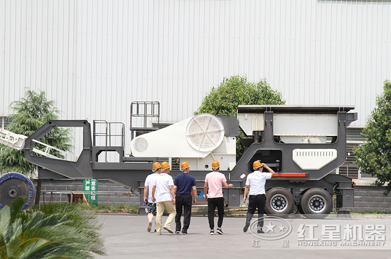 時(shí)產(chǎn)40-80噸移動(dòng)破碎機(jī)配置、價(jià)格及生產(chǎn)視頻