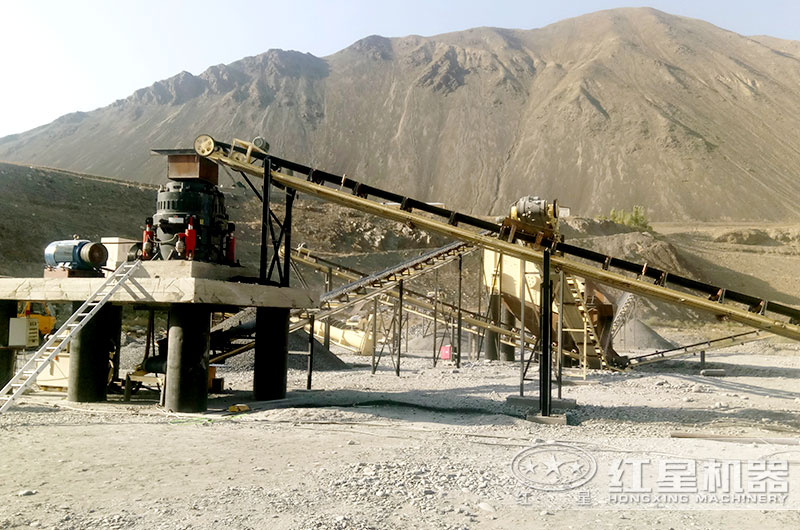 圓錐破制砂生產(chǎn)現(xiàn)場