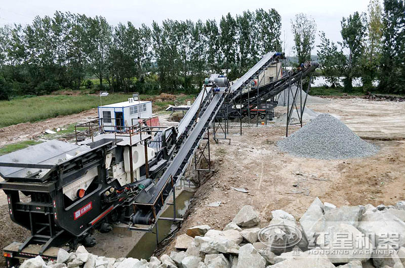 移動(dòng)礦山設(shè)備破碎機(jī)生產(chǎn)線機(jī)動(dòng)性能強(qiáng)