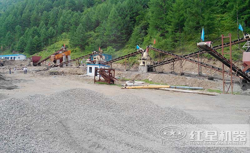 一臺(tái)小型號(hào)的石頭磨沙子機(jī)器多少錢(qián)？