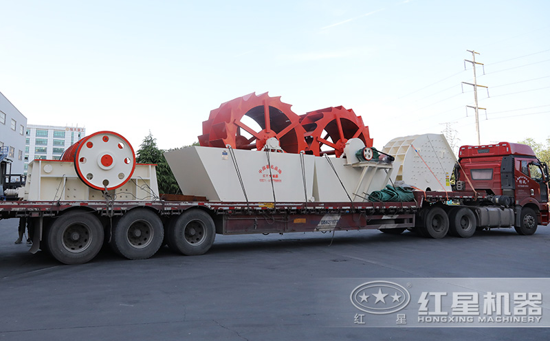 客戶輪式洗砂機裝車發(fā)貨現場