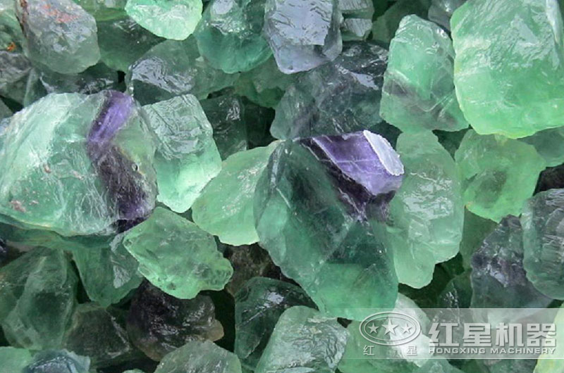 2020年螢石價(jià)格走勢如何？螢石原礦到螢石粉的整套生產(chǎn)設(shè)備