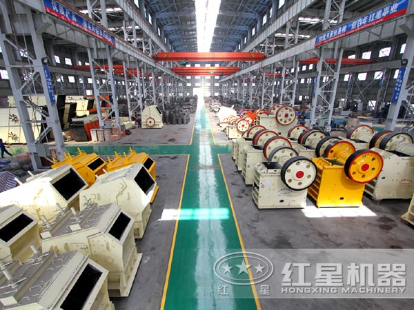 哪款破碎機更適合石料破碎生產線的細碎加工？